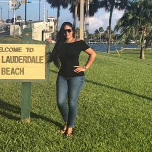 Meet your Posher, Carolin massiel